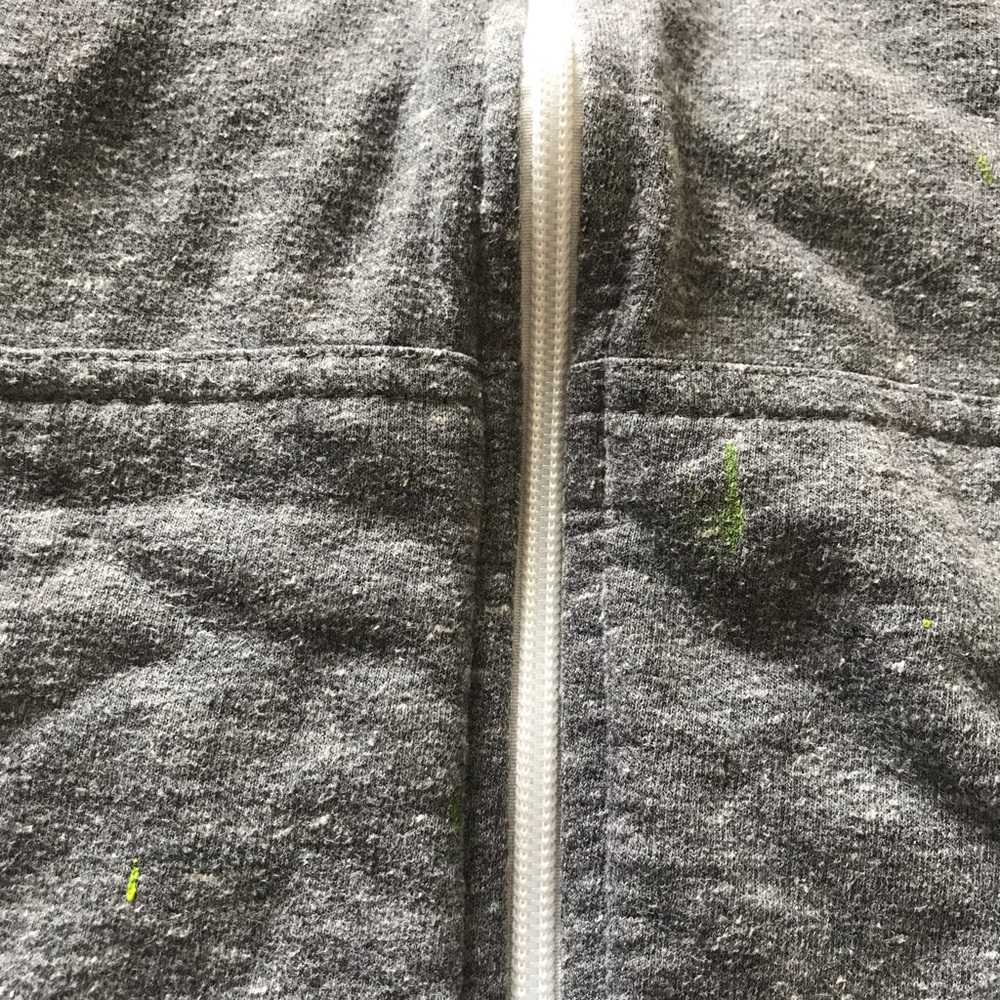 COPY - Looney Tunes “That’s All Folks” Jacket w/ Hoodie pocket w/ flaws - Picture 3 of 7